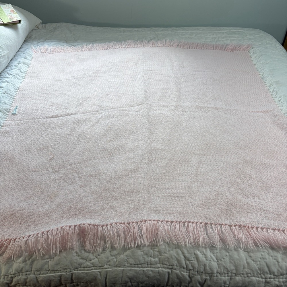 Vintage Feltman Bros Baby Blanket Pink Hand Loomed Soft Fringe Pink White READ - Picture 15 of 16